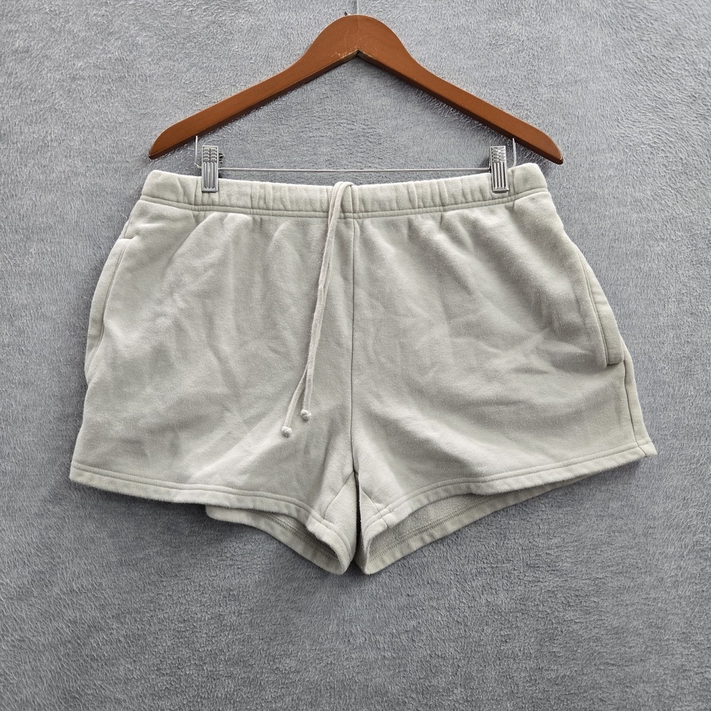 Skim Women Shorts L/G Light Gray Sweat Fleece Sweatshorts 2" Inseam